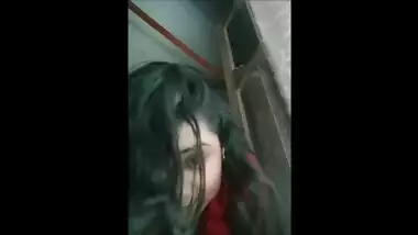 Lovely with playful eyes dances on sex camera for XXX Instagram profile