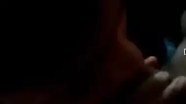 Today Exclusive- Sexy Desi Girl Sucking Dick