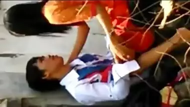 HD sex movie of a youthful pair enjoying a quick outdoor fuck