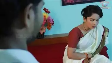 Akeli Pyasi Jawan Bhabhi Xxx Desi bhabhi Urdu cheating bollywood Story two 