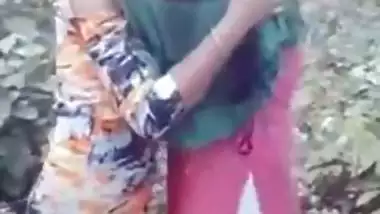 Desi Lesbian kiss for TikTok fame