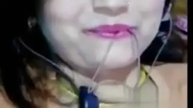 Desi XXX girl shows off juicy boobs during video call that is MMS