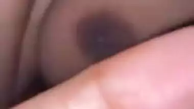 Guy fucks Desi MILF who languidly lies in bed and plays her XXX role