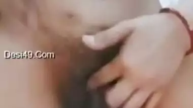 Cute chick stripping and XXX spreading her Desi pussy for close-up