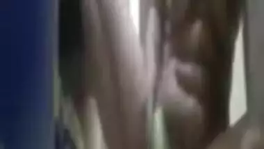Horny Bhabhi Masturbating