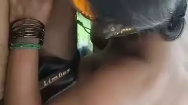 Horny milf records her Tamil sex video with her young lover