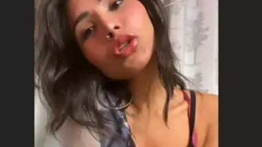 Sushi Ritu Sex Live hindi porn videos at Pakistanisexporn.com