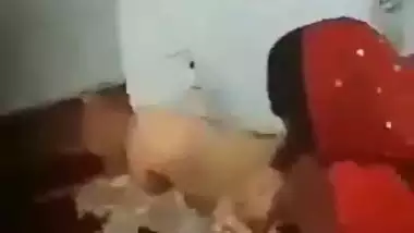 Pakistani sex MMS of a Maulana fucking his maid secretly