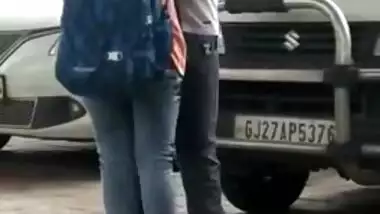 Indian guy films on XXX camera how young couple makes out in street