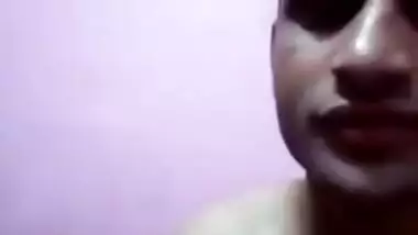 Indian love kisses her sex partner who films a XXX movie about their life