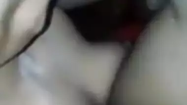 Desi XXX girl gives a good blowjob to her cousin’s brother at home MMS