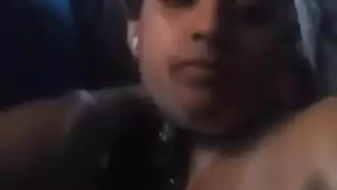 Today Exclusive- Hot Look Desi Girl Showing Her Boobs And Pussy Part 1