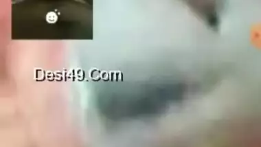 Horny porn creeper calls a Desi woman and jerks off talking with her