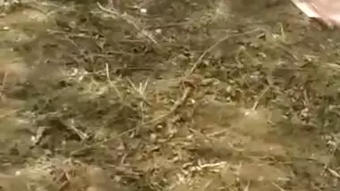 Dehati Randi chudai outdoors sex MMS