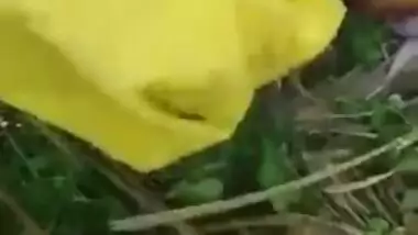 Voyeurist сaught on mms video Tamil wife outdoor fucking with best friend of husband