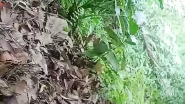 Neighbor Bengali aunty bathing outdoor caught on camera