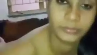 Indian Vergin Girl First Time Sex Tight Pussy Seal Break In Hindi Audio with loud moaning