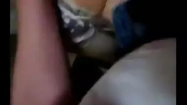 NRI bhabhi sex video giving a priceless fellatio to her excited neighbor