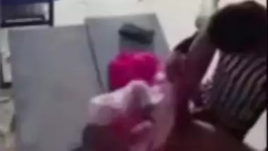 College hottie fucked by her school teacher to give her a better grade, Desi mms scandal