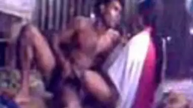 Desi Bed Masti - Night Bed Masti Com Sex hindi porn videos at Pakistanisexporn.com