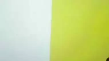 MMS video of Desi guy who tempts hot XXX neighbor into a blowjob