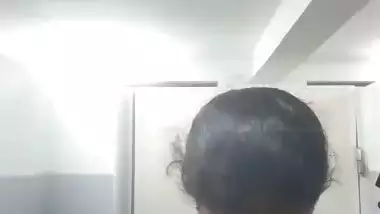 Cute girlfriend hot boobs showing viral video making