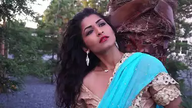 Xxxx Hindi Song Video - Bangla Song Xxxx hindi porn videos at Pakistanisexporn.com