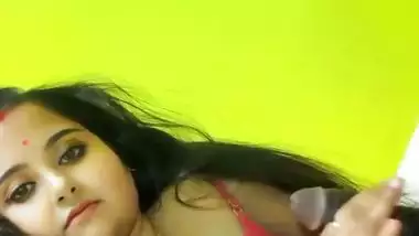 Desi bhabhi shaking dick of husband till cumming